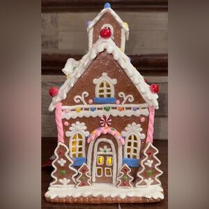 Super Cute 🥰 LED Sparkly Gingerbread House 🏠 by Peppermint Square - NEW